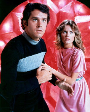 Book cover of Logan's Run showing futuristic cityscape