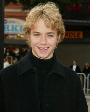 Jeremy Sumpter autographed photo with signature detail