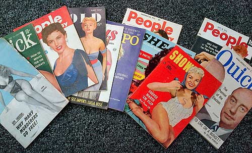 Vintage 1950s movie magazine collection with assorted mini digests on display
