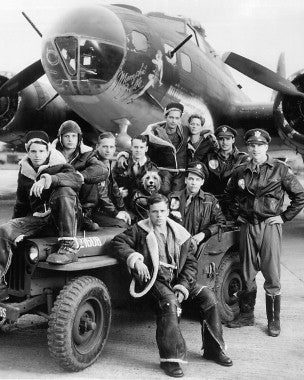 Memphis Belle DVD cover featuring Sean Astin and Harry Connick Jr., an essential classic war movie.