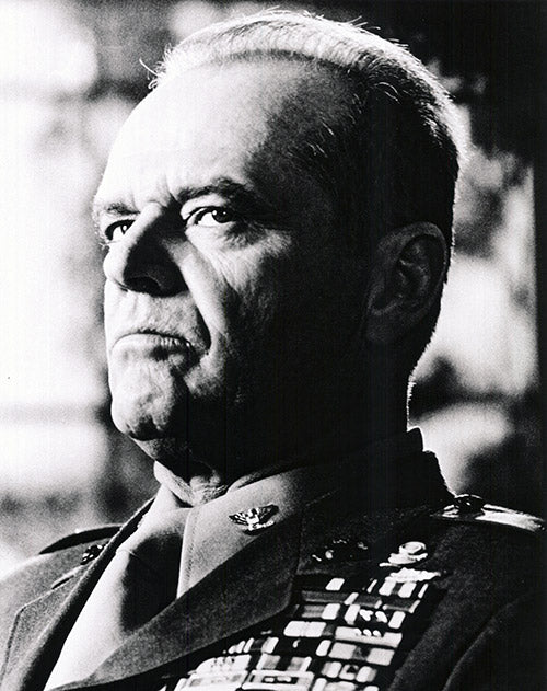 Jack Nicholson delivering a powerful performance in Few Good Men courtroom scene.