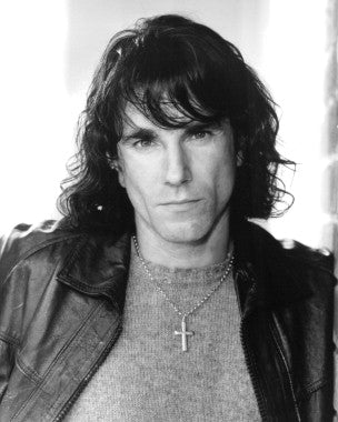 Daniel Day-Lewis actor holding Oscar award, highlighting best performances