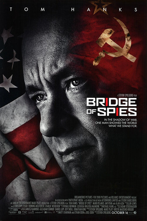 Bridge of Spies DVD cover featuring Tom Hanks in espionage role