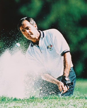 Seve Ballesteros signed golf ball, perfect for collectors